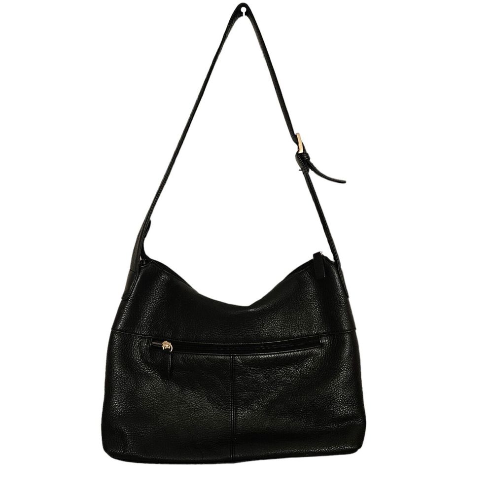 Stone Mountain Black pebble leather Shoulder handbag